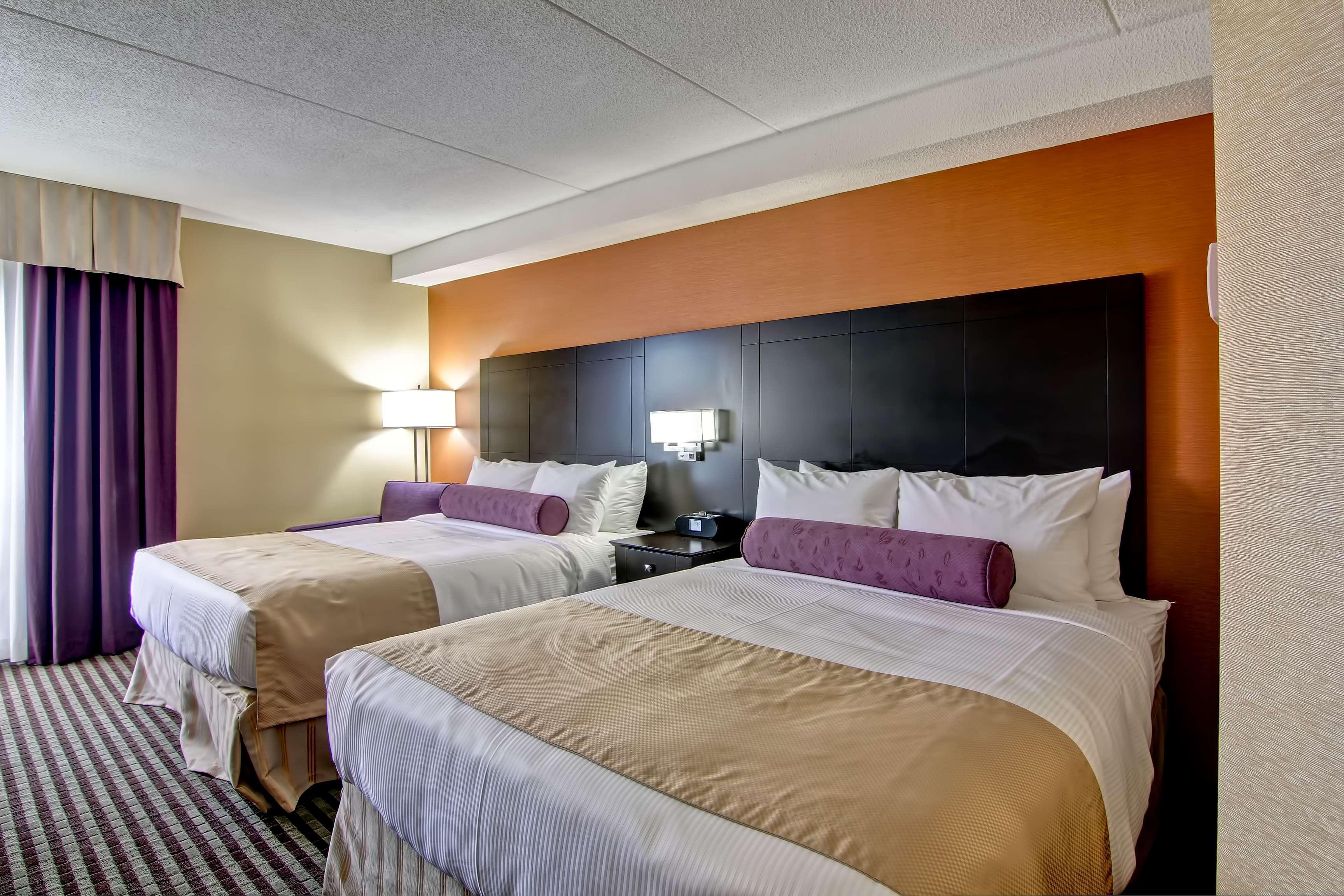 Best Western Plus Toronto North York Hotel & Suites Buitenkant foto