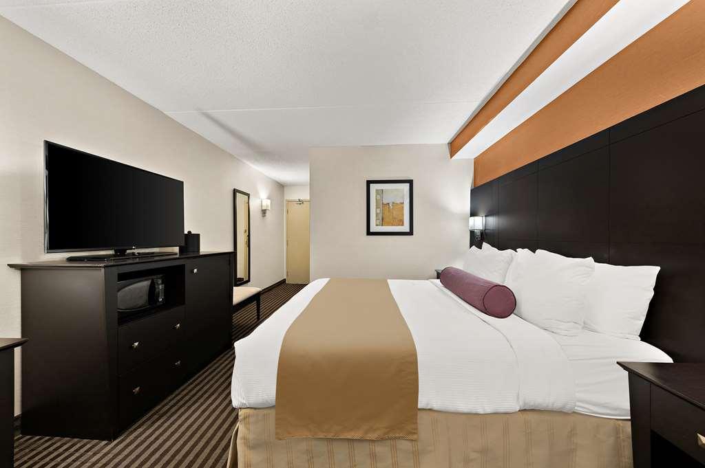 Best Western Plus Toronto North York Hotel & Suites Kamer foto