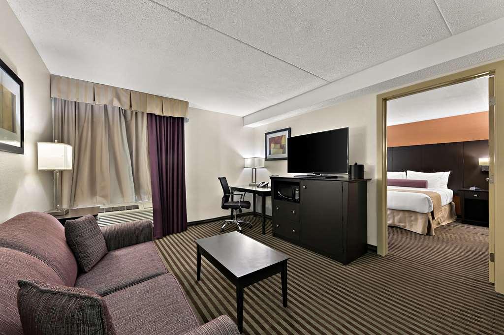 Best Western Plus Toronto North York Hotel & Suites Kamer foto