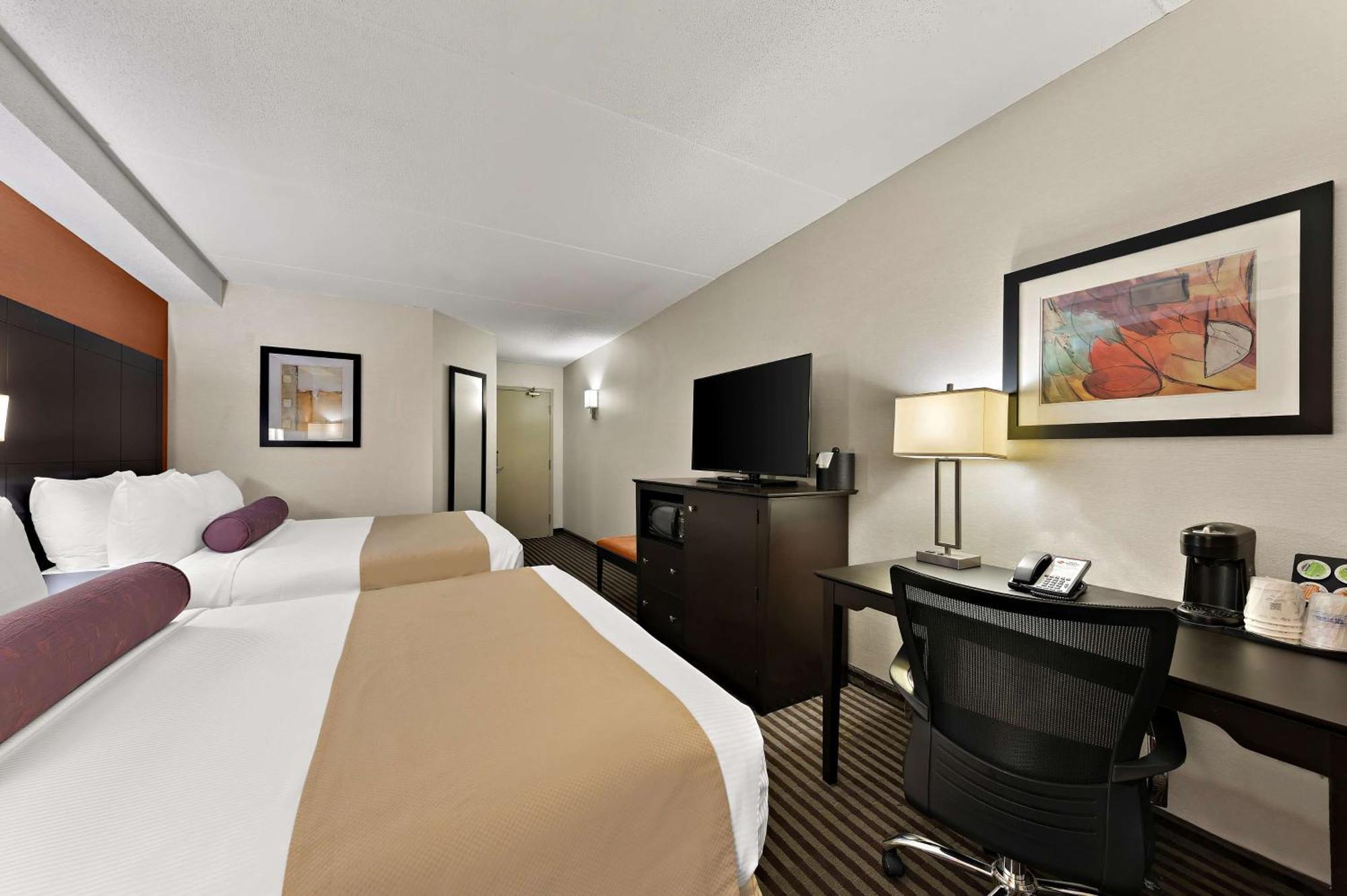 Best Western Plus Toronto North York Hotel & Suites Buitenkant foto